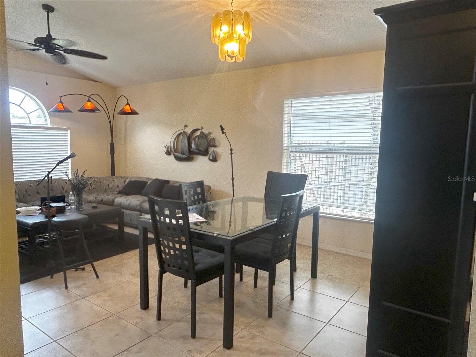 5632 MARIWOOD DR, ORLANDO, FL, 32810