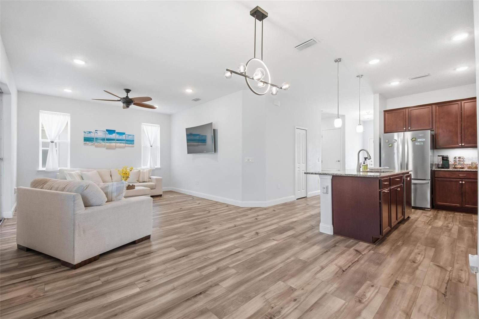 6 OAKLEAF WAY, PALM COAST, FL, 32137