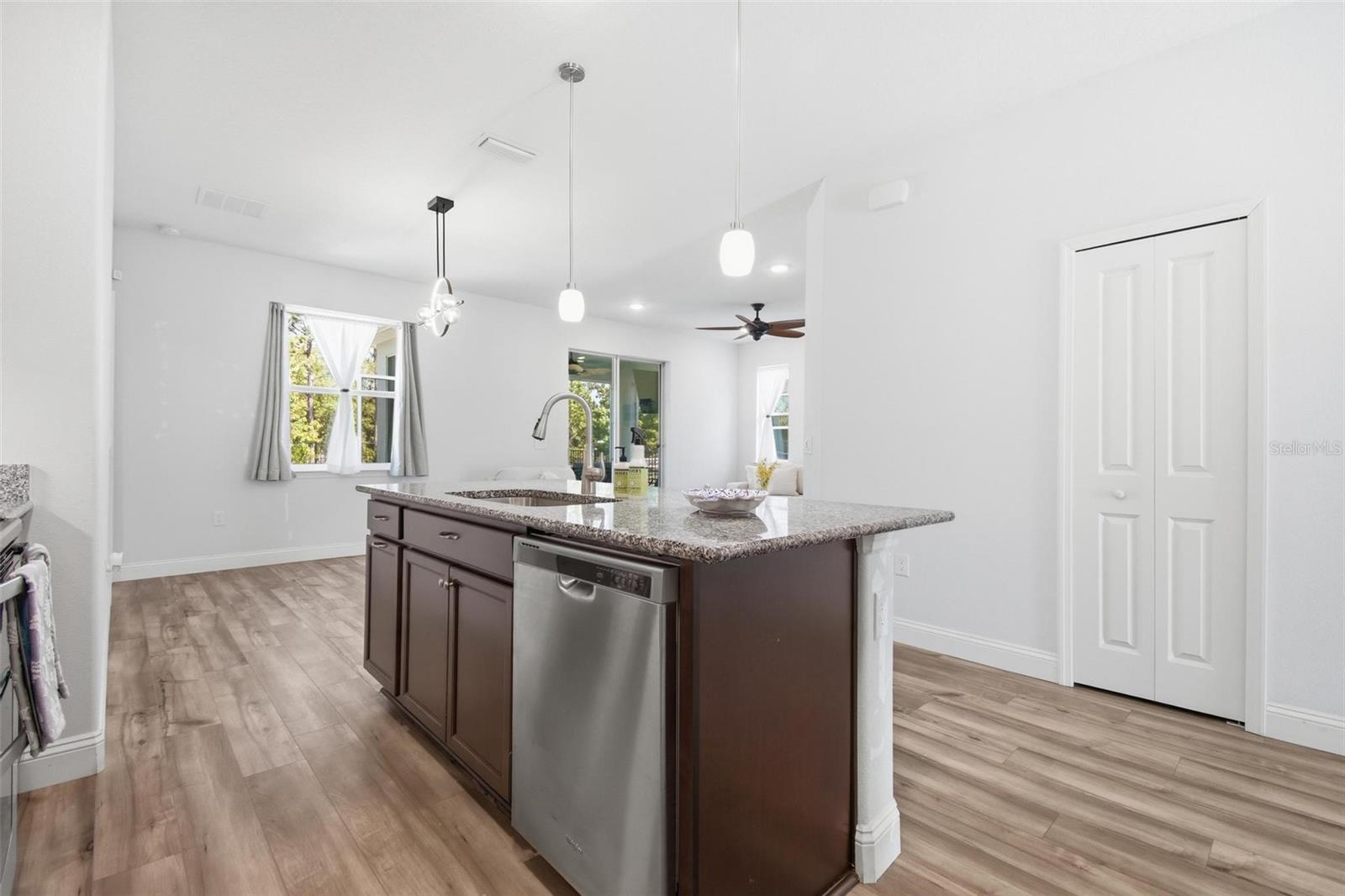 6 OAKLEAF WAY, PALM COAST, FL, 32137