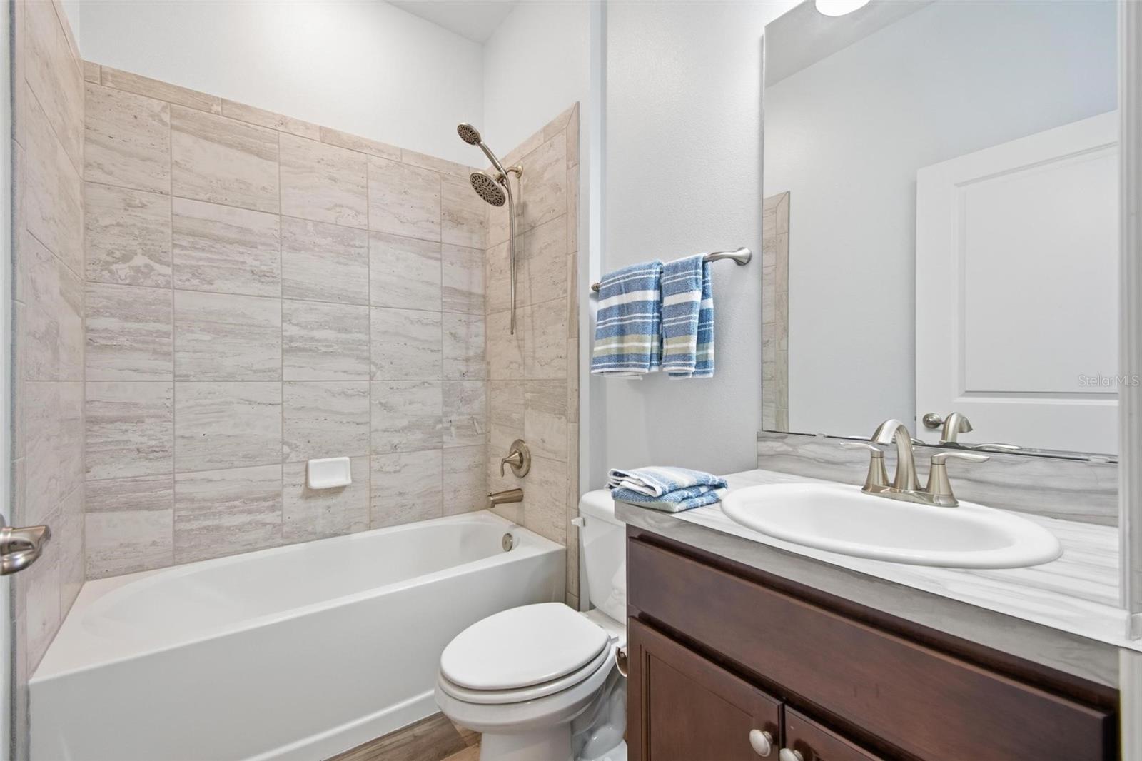 6 OAKLEAF WAY, PALM COAST, FL, 32137