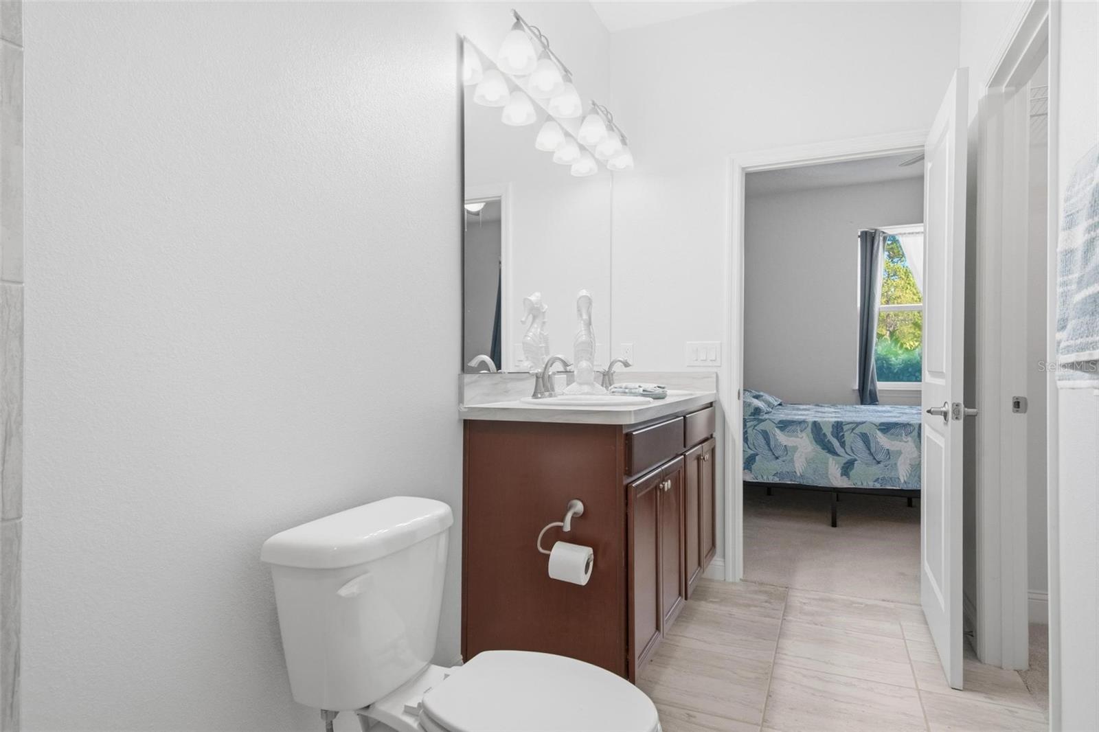 6 OAKLEAF WAY, PALM COAST, FL, 32137