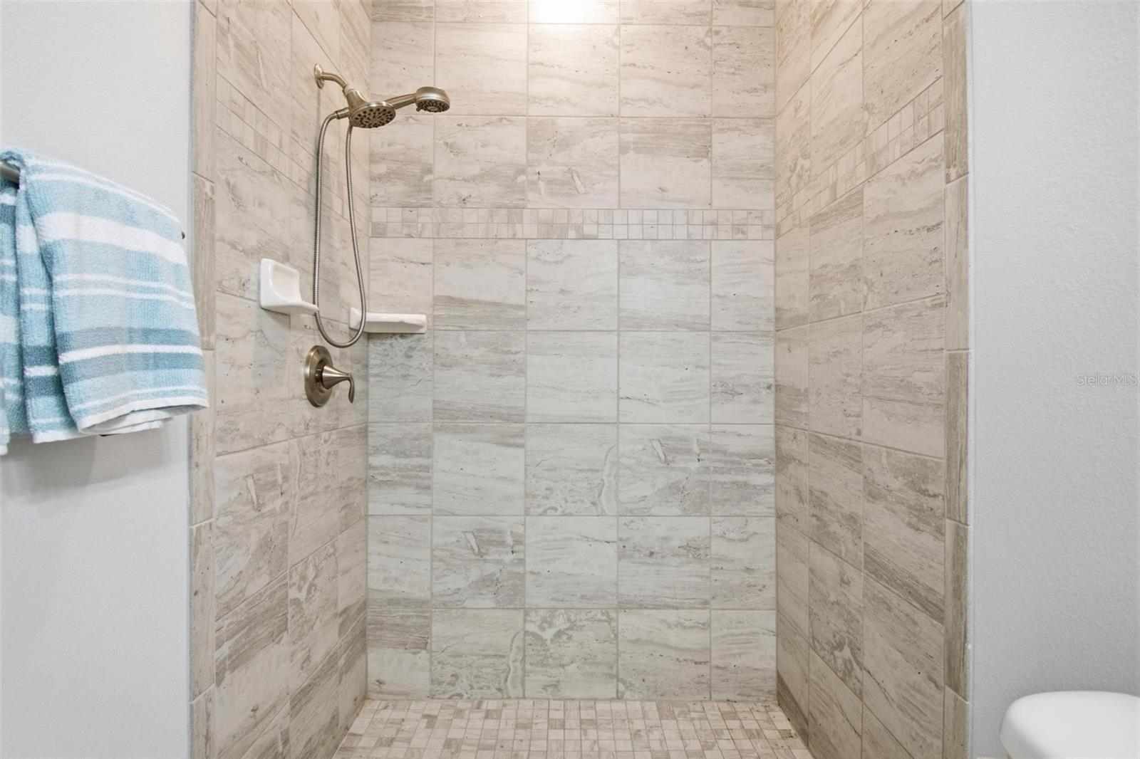 6 OAKLEAF WAY, PALM COAST, FL, 32137