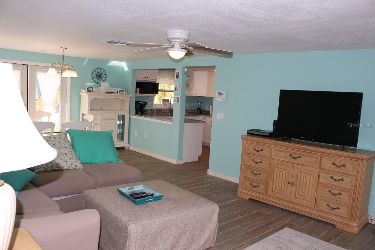 658 ROANOKE ST, DUNEDIN, FL, 34698