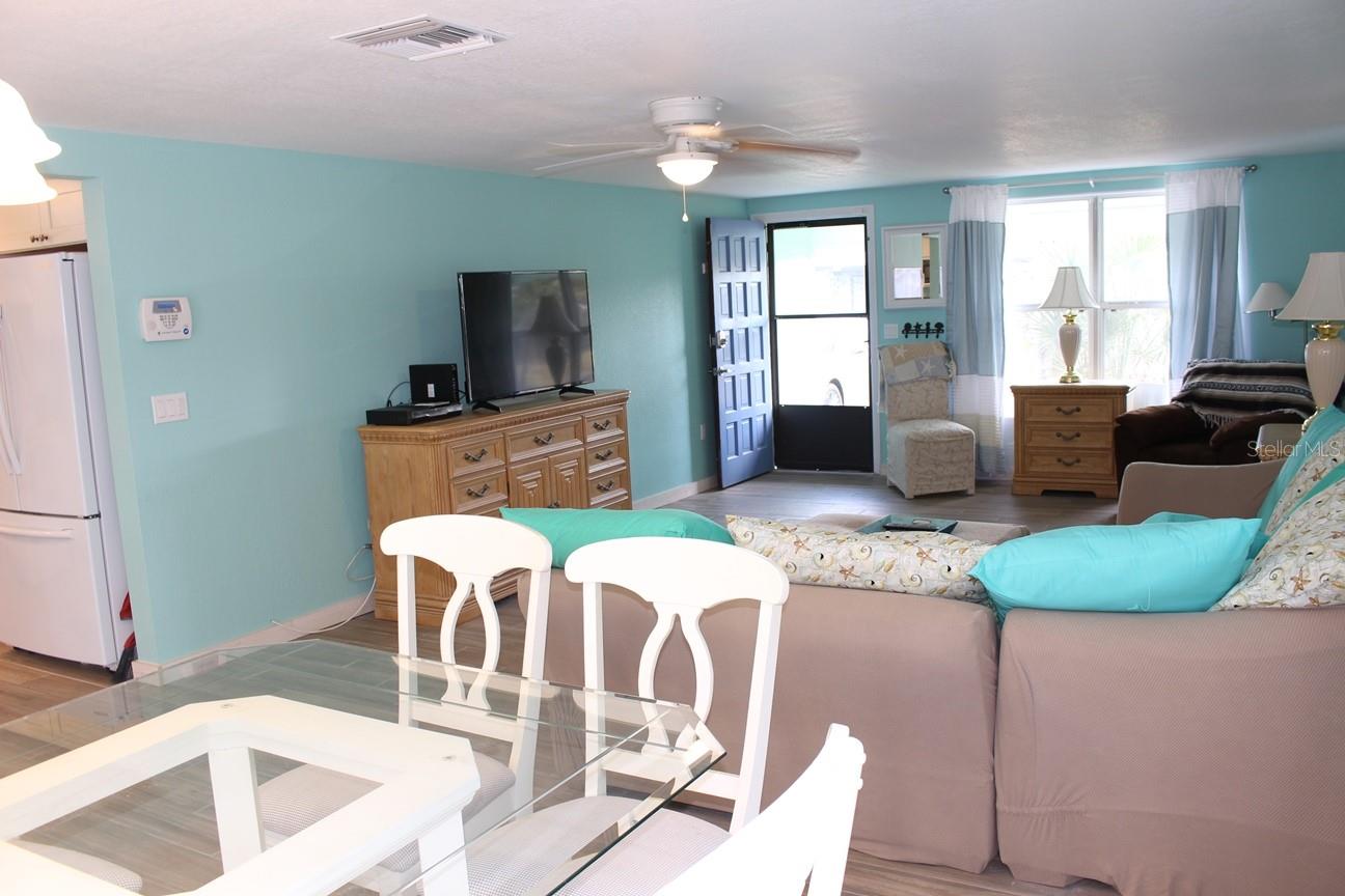 658 ROANOKE ST, DUNEDIN, FL, 34698