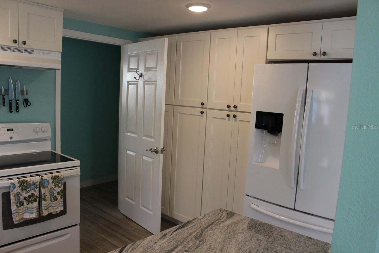 658 ROANOKE ST, DUNEDIN, FL, 34698