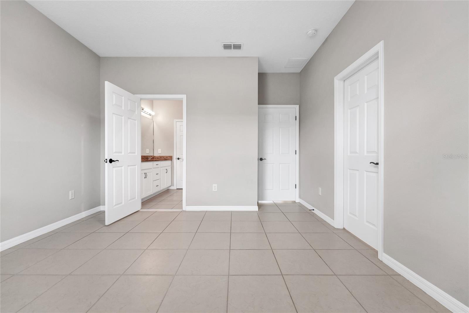 15907 MARINA BAY DR, WINTER GARDEN, FL, 34787