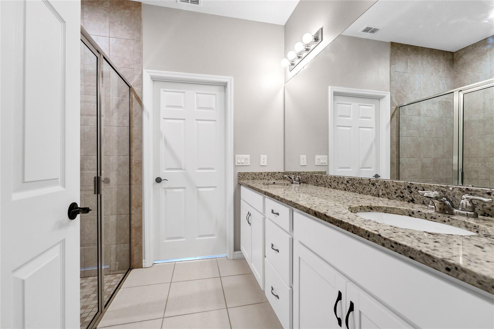 15907 MARINA BAY DR, WINTER GARDEN, FL, 34787