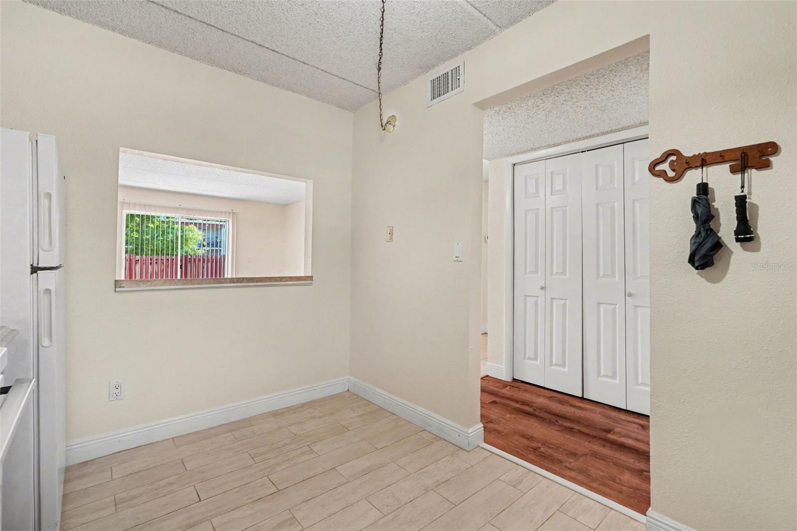 2845 SOMERSET PARK DR #101, TAMPA, FL, 33613