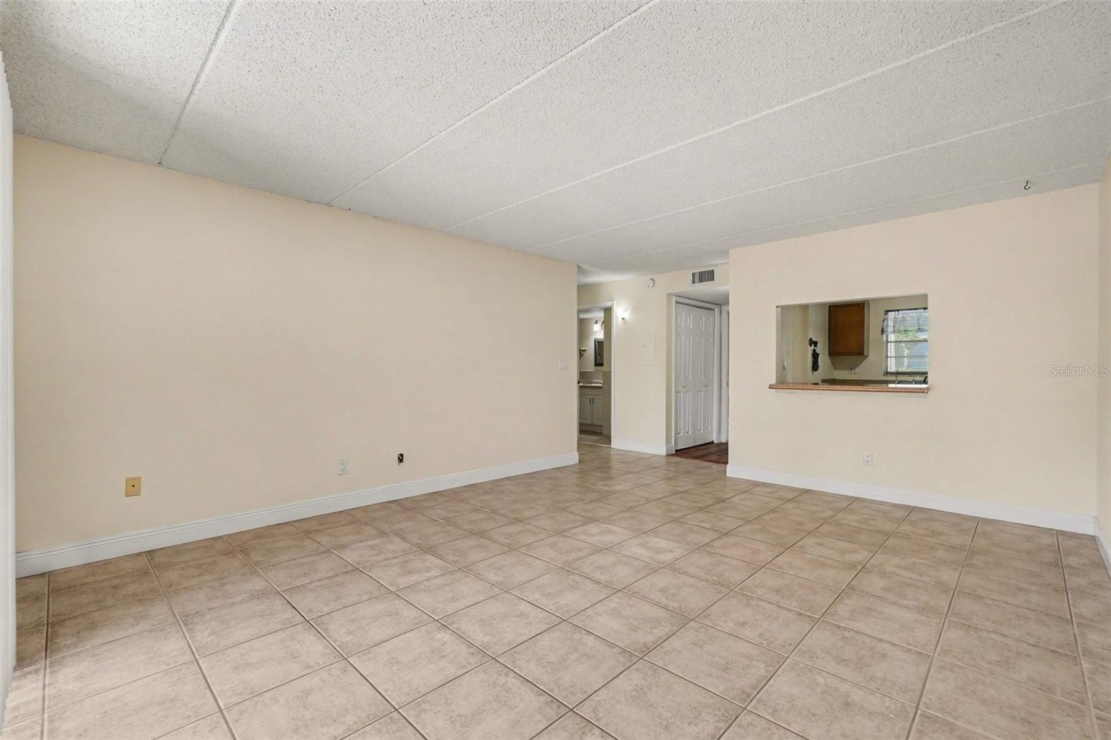2845 SOMERSET PARK DR #101, TAMPA, FL, 33613