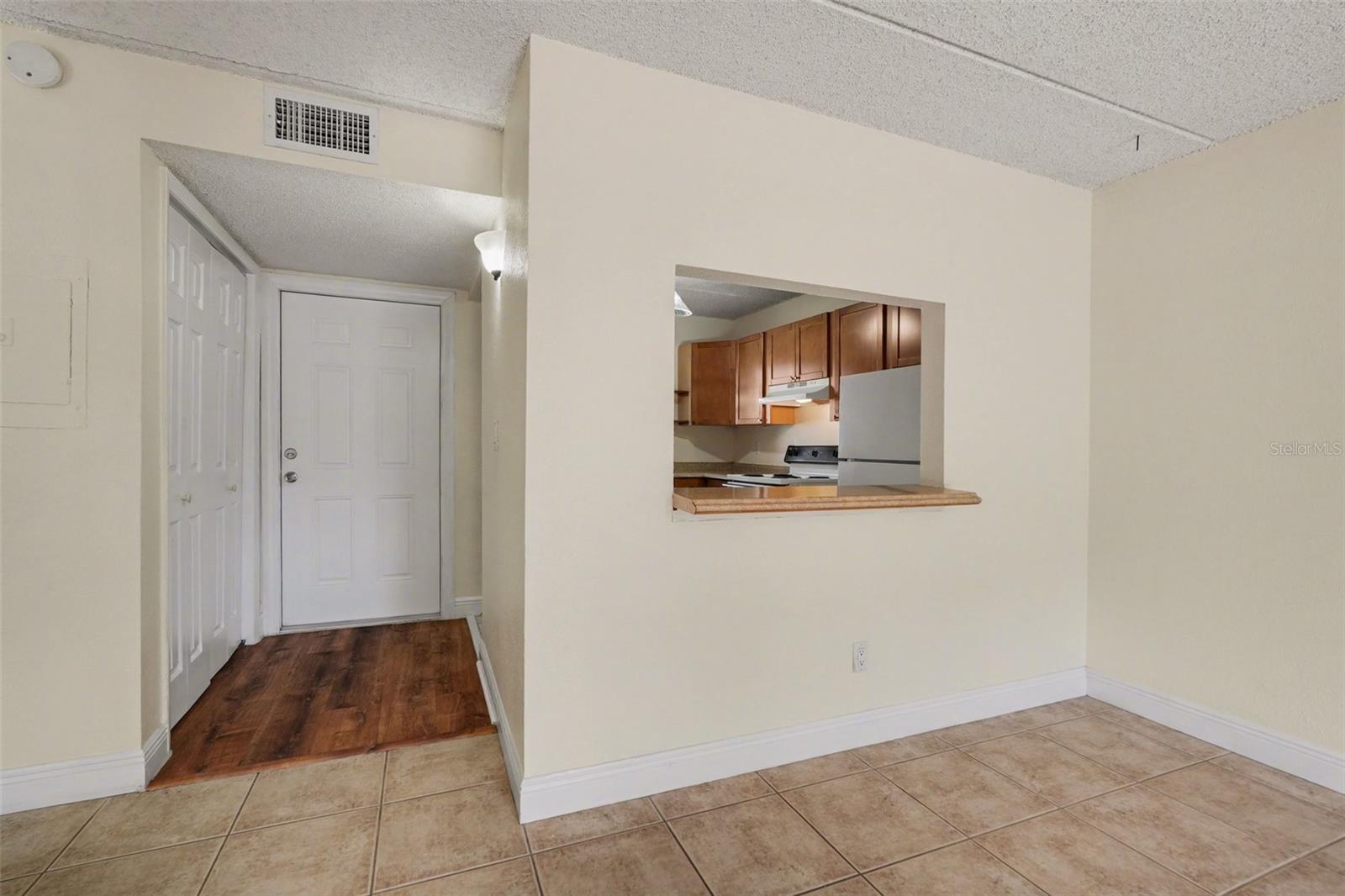 2845 SOMERSET PARK DR #101, TAMPA, FL, 33613