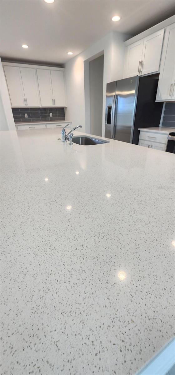 1203 ISLAND SLOUGH LN, DAVENPORT, FL, 33837