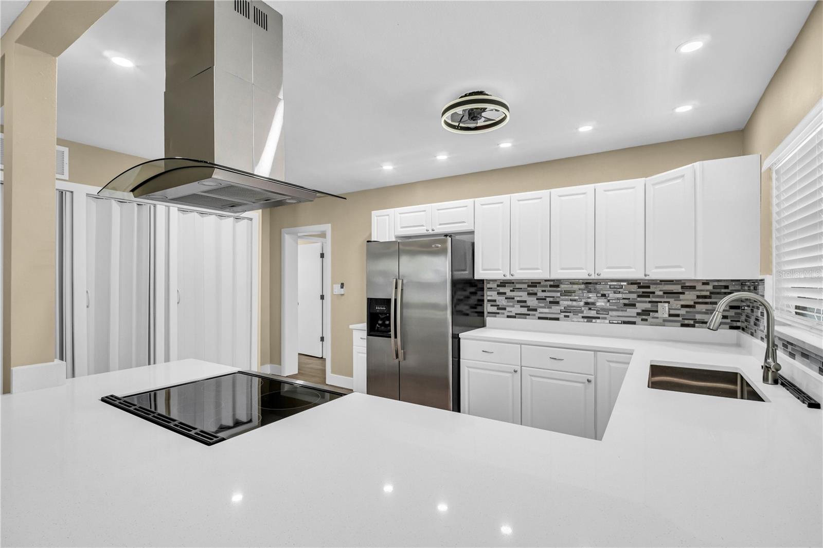 1001 JASMINE WAY, CLEARWATER, FL, 33756