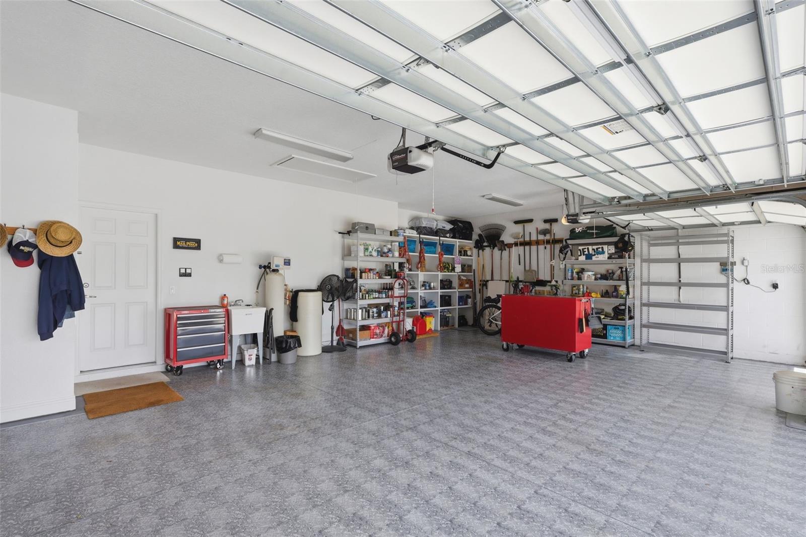 832 DEER FERN AVE, DELAND, FL, 32720