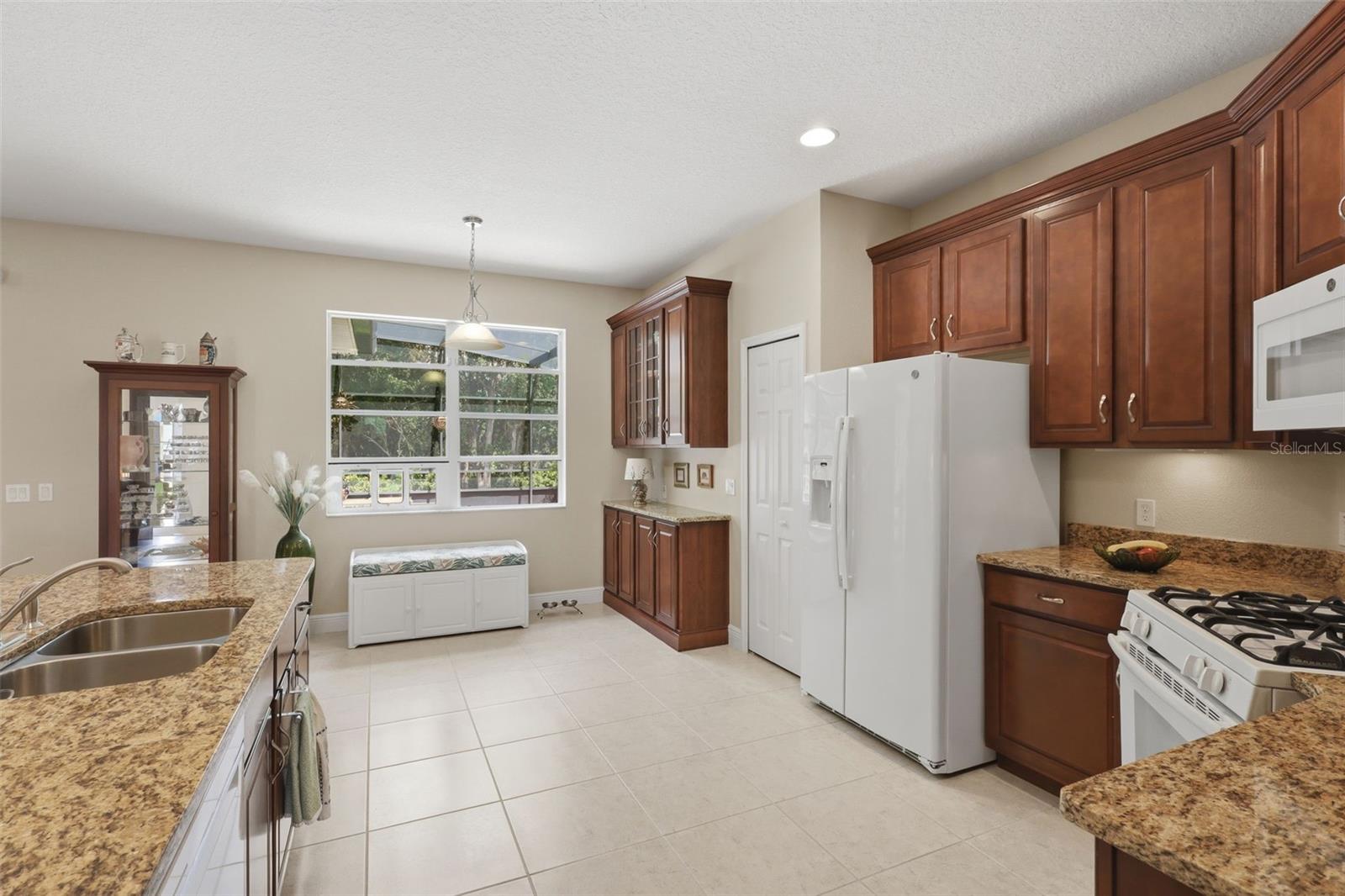 832 DEER FERN AVE, DELAND, FL, 32720
