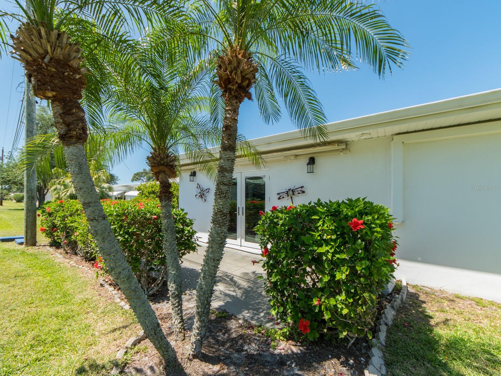 9227 143RD ST, SEMINOLE, FL, 33776