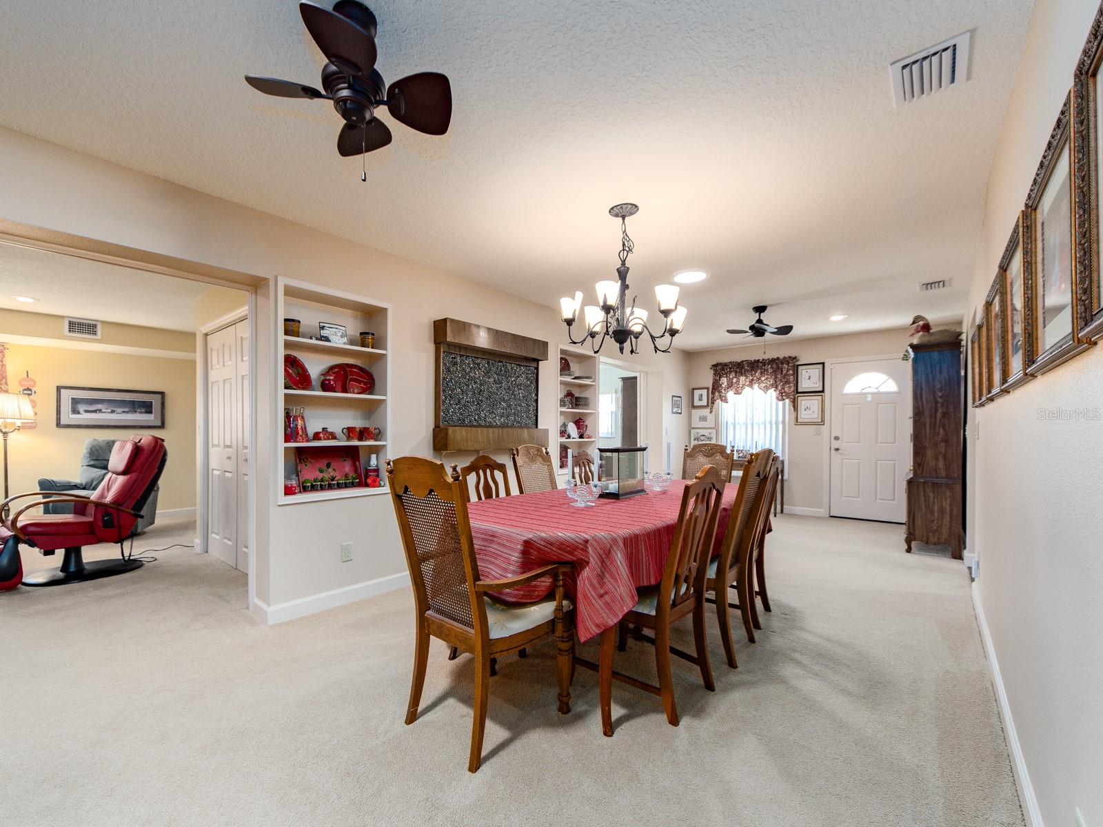 9227 143RD ST, SEMINOLE, FL, 33776