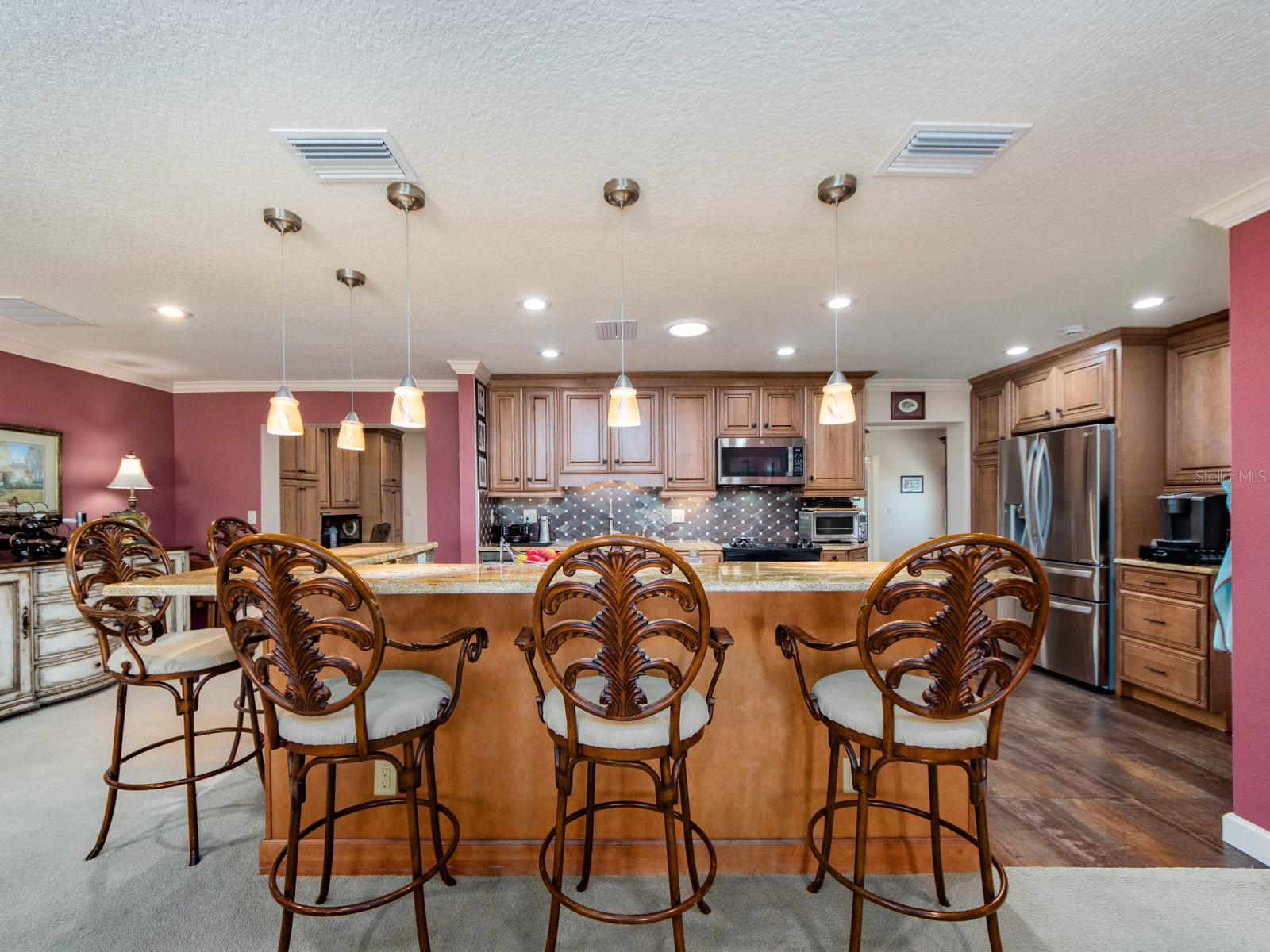 9227 143RD ST, SEMINOLE, FL, 33776