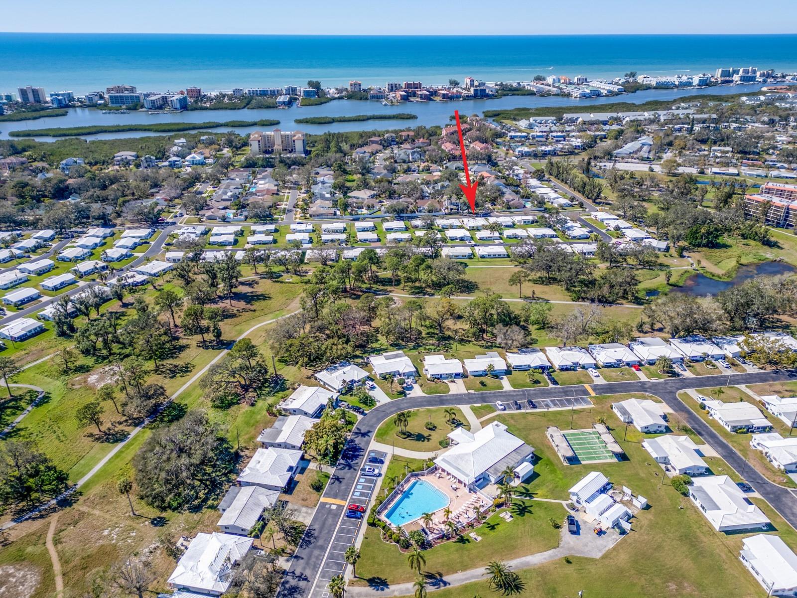 9227 143RD ST, SEMINOLE, FL, 33776