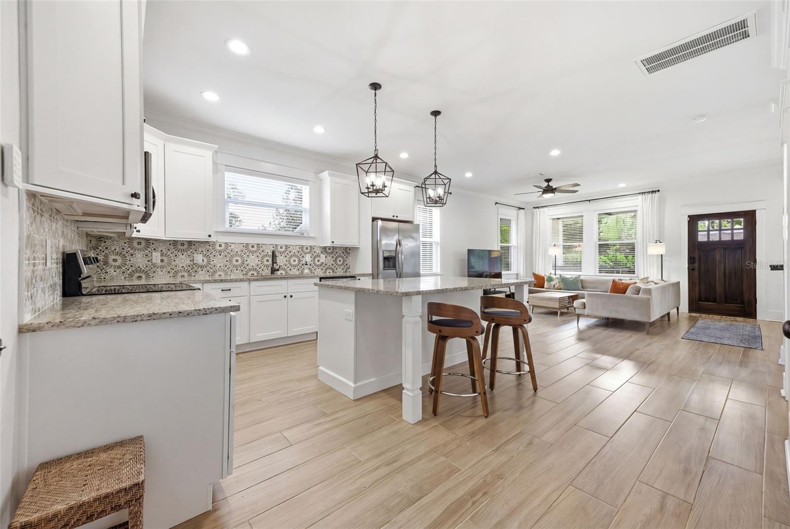 7112 N 9TH ST, TAMPA, FL, 33604