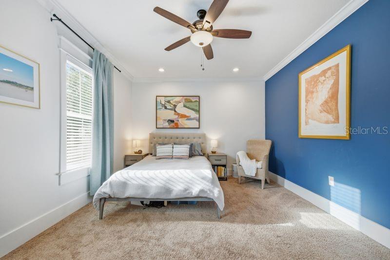 7112 N 9TH ST, TAMPA, FL, 33604