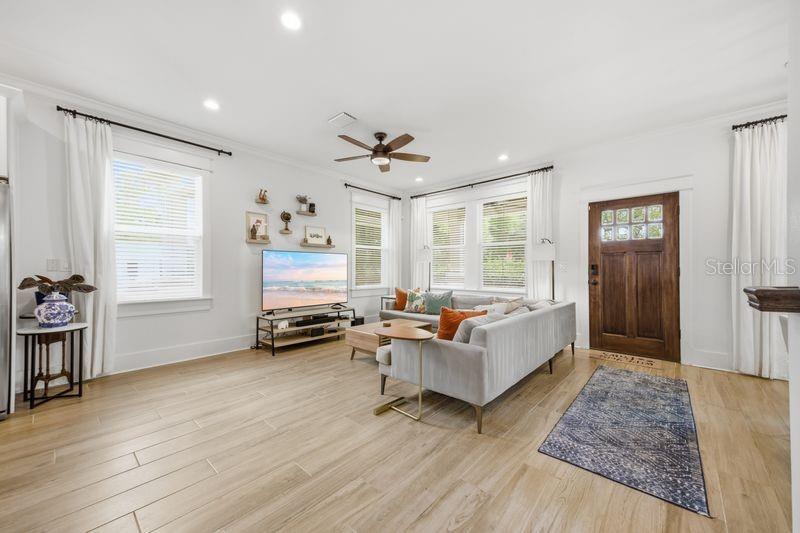 7112 N 9TH ST, TAMPA, FL, 33604