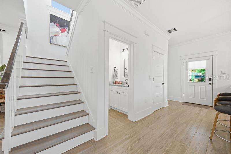 7112 N 9TH ST, TAMPA, FL, 33604