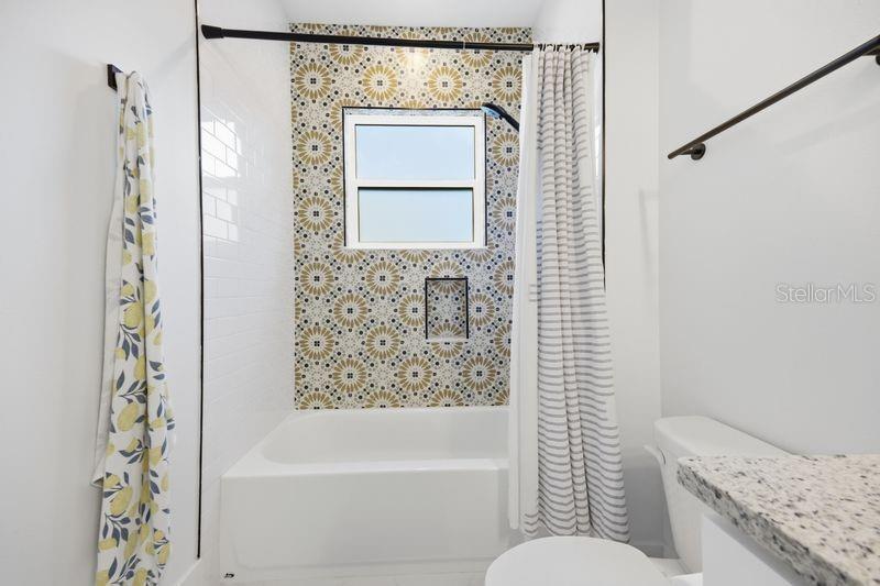 7112 N 9TH ST, TAMPA, FL, 33604