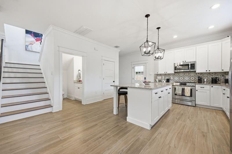 7112 N 9TH ST, TAMPA, FL, 33604