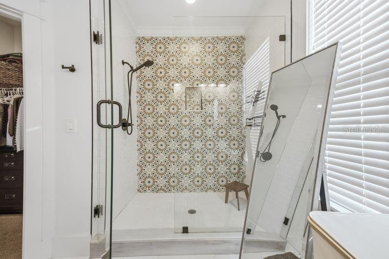 7112 N 9TH ST, TAMPA, FL, 33604