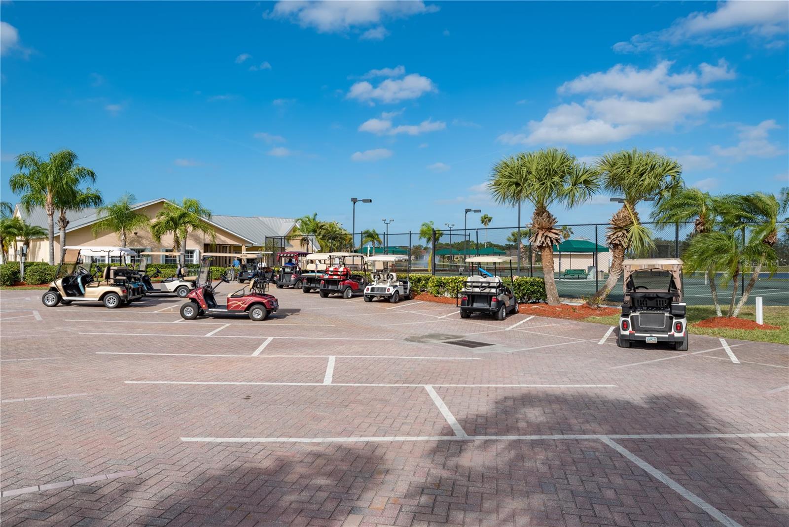 1670 ROYAL CT, PORT CHARLOTTE, FL, 33980