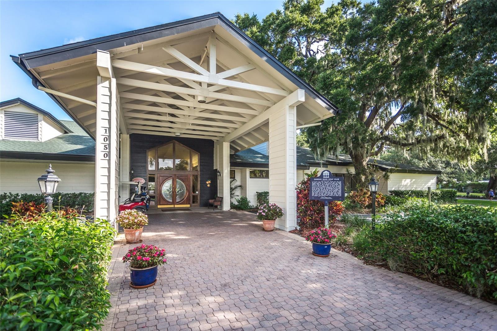 253 PARK CIR S, DUNEDIN, FL, 34698