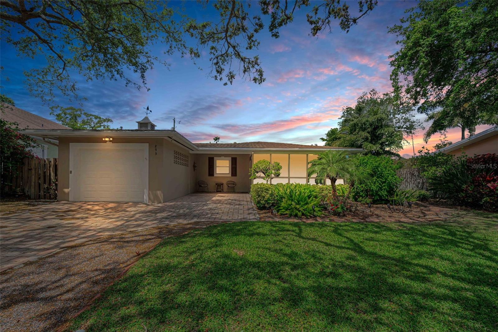 253 PARK CIR S, DUNEDIN, FL, 34698