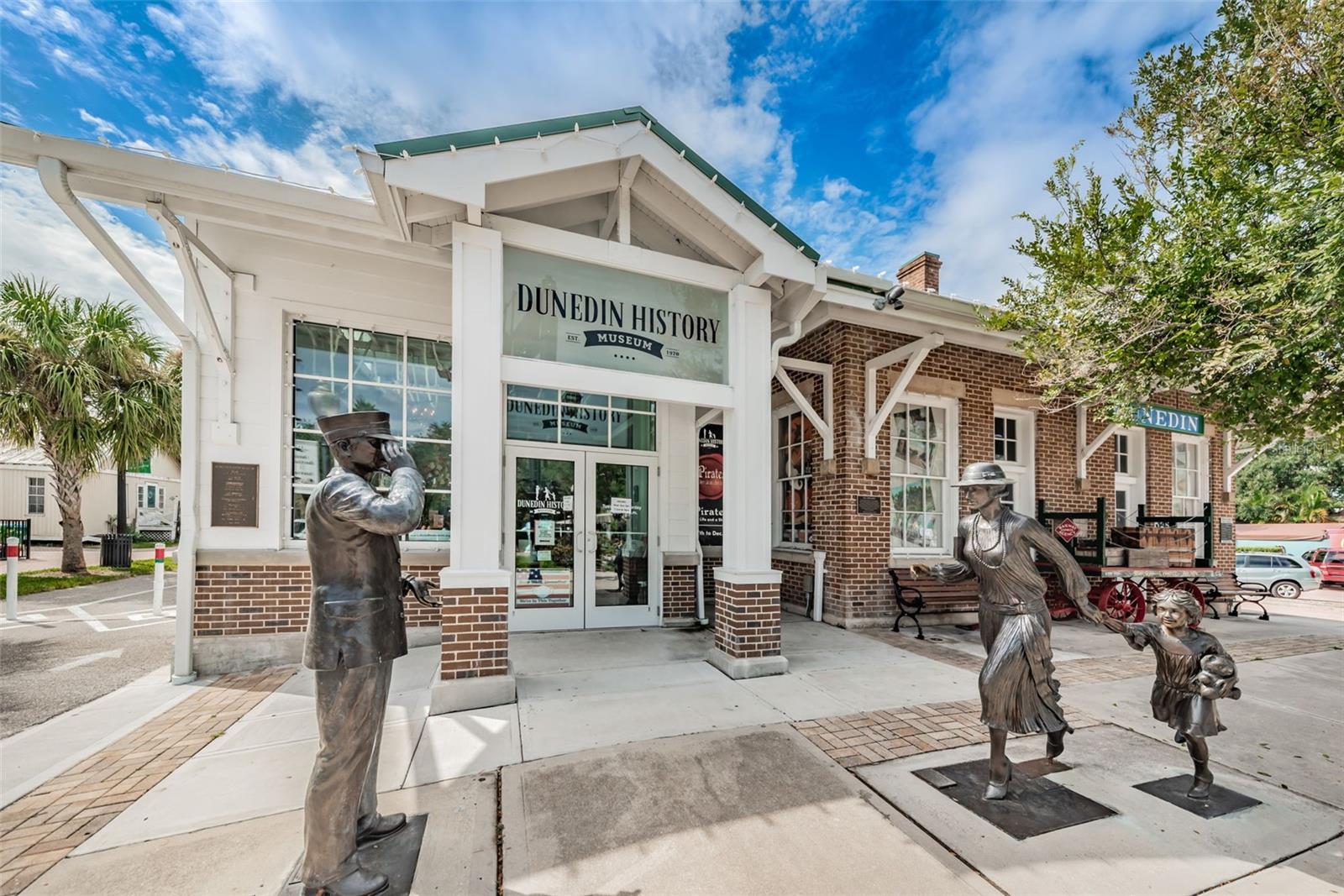 253 PARK CIR S, DUNEDIN, FL, 34698