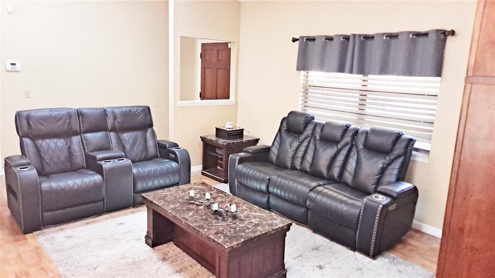 25930 SACKAMAXON DR, SORRENTO, FL, 32776