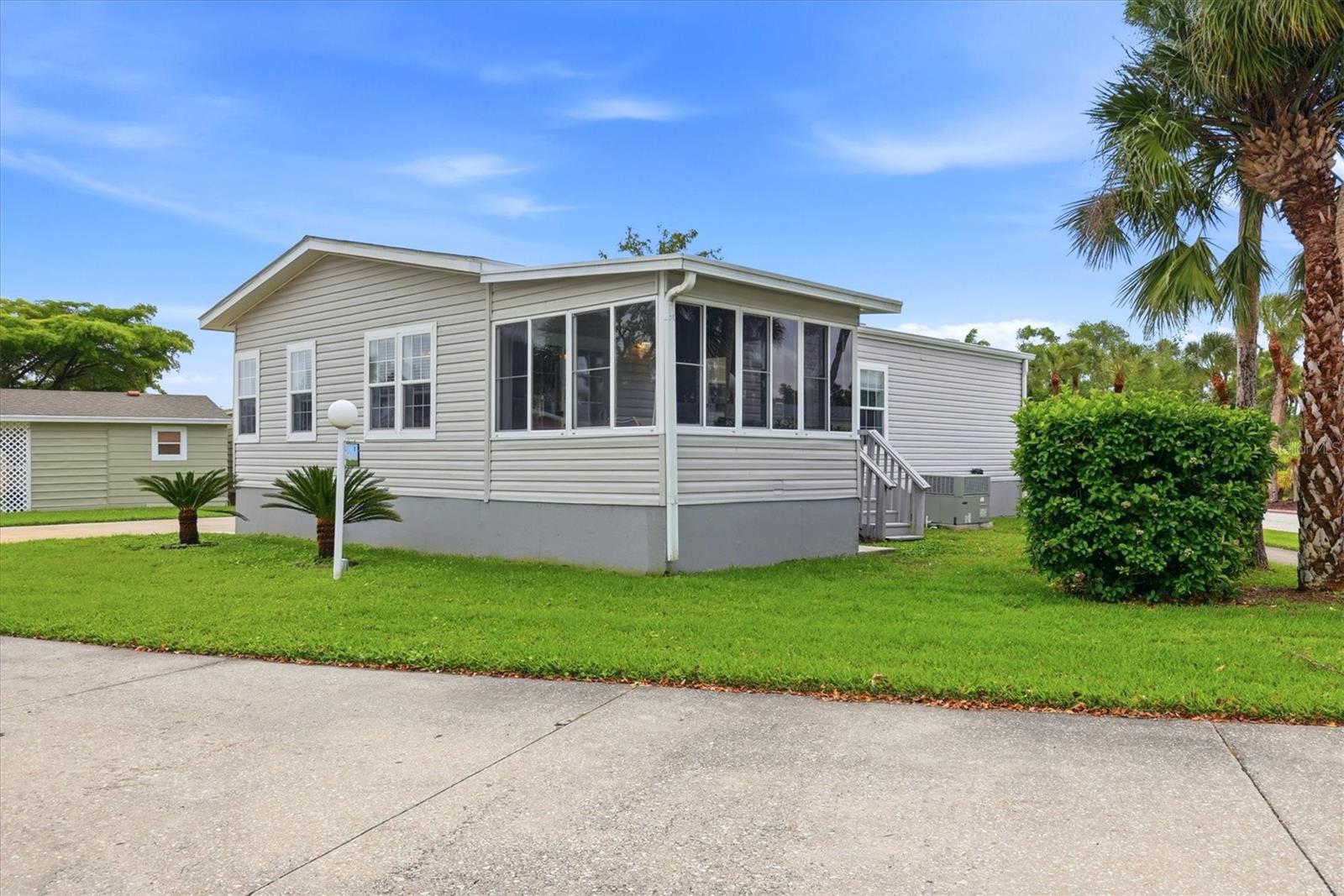 1 MEADOW CIR, ELLENTON, FL, 34222