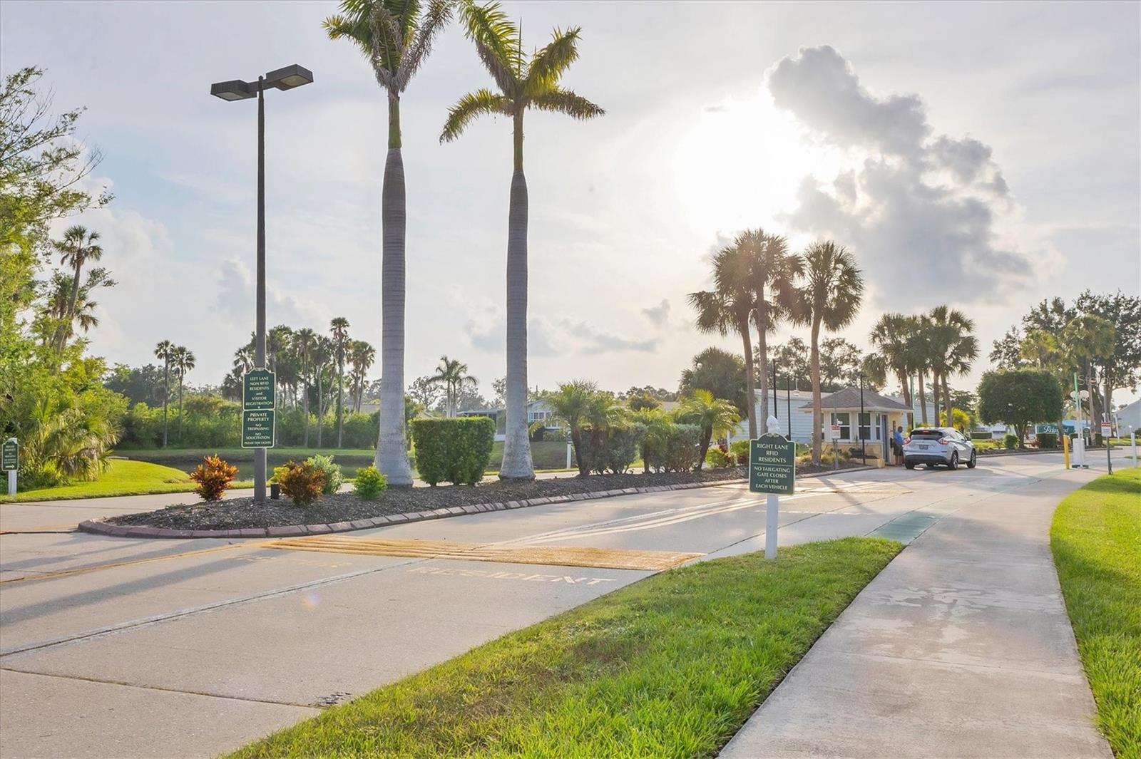 1 MEADOW CIR, ELLENTON, FL, 34222