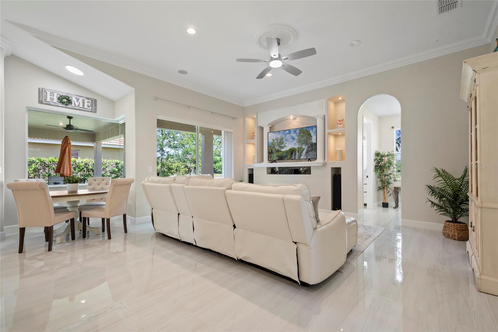 9047 TUSCAN VALLEY PL, ORLANDO, FL, 32825