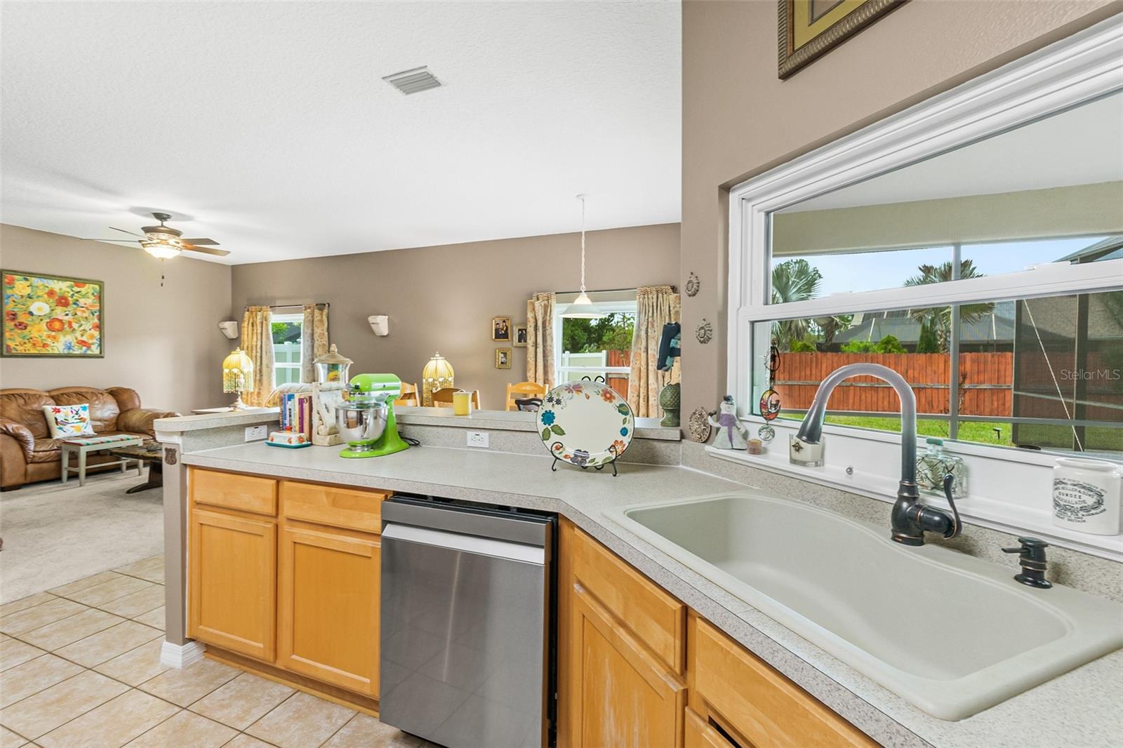 6 EVANSVILLE LN, PALM COAST, FL, 32164