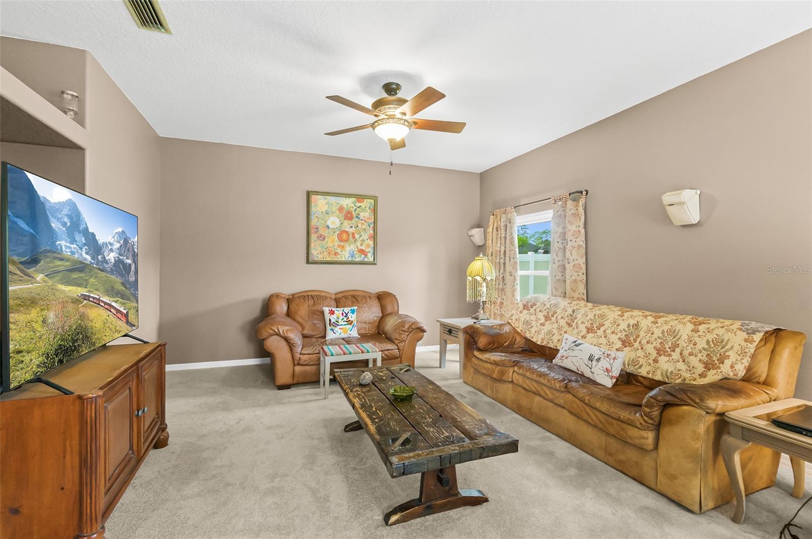 6 EVANSVILLE LN, PALM COAST, FL, 32164