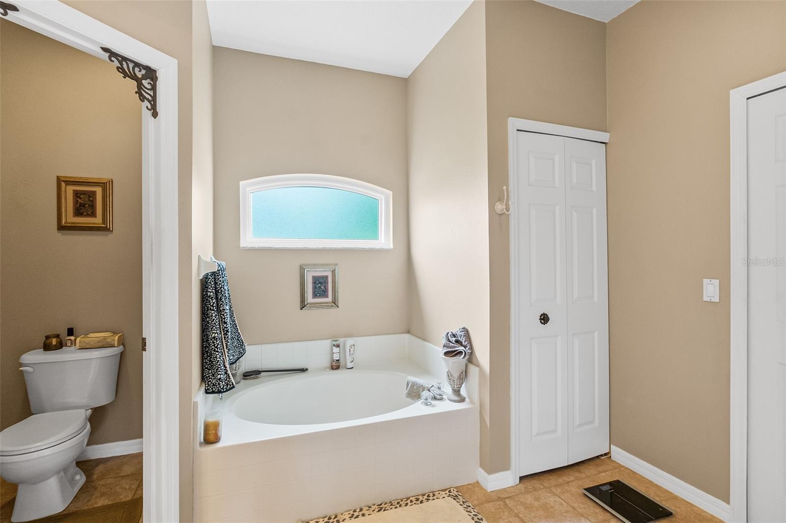 6 EVANSVILLE LN, PALM COAST, FL, 32164