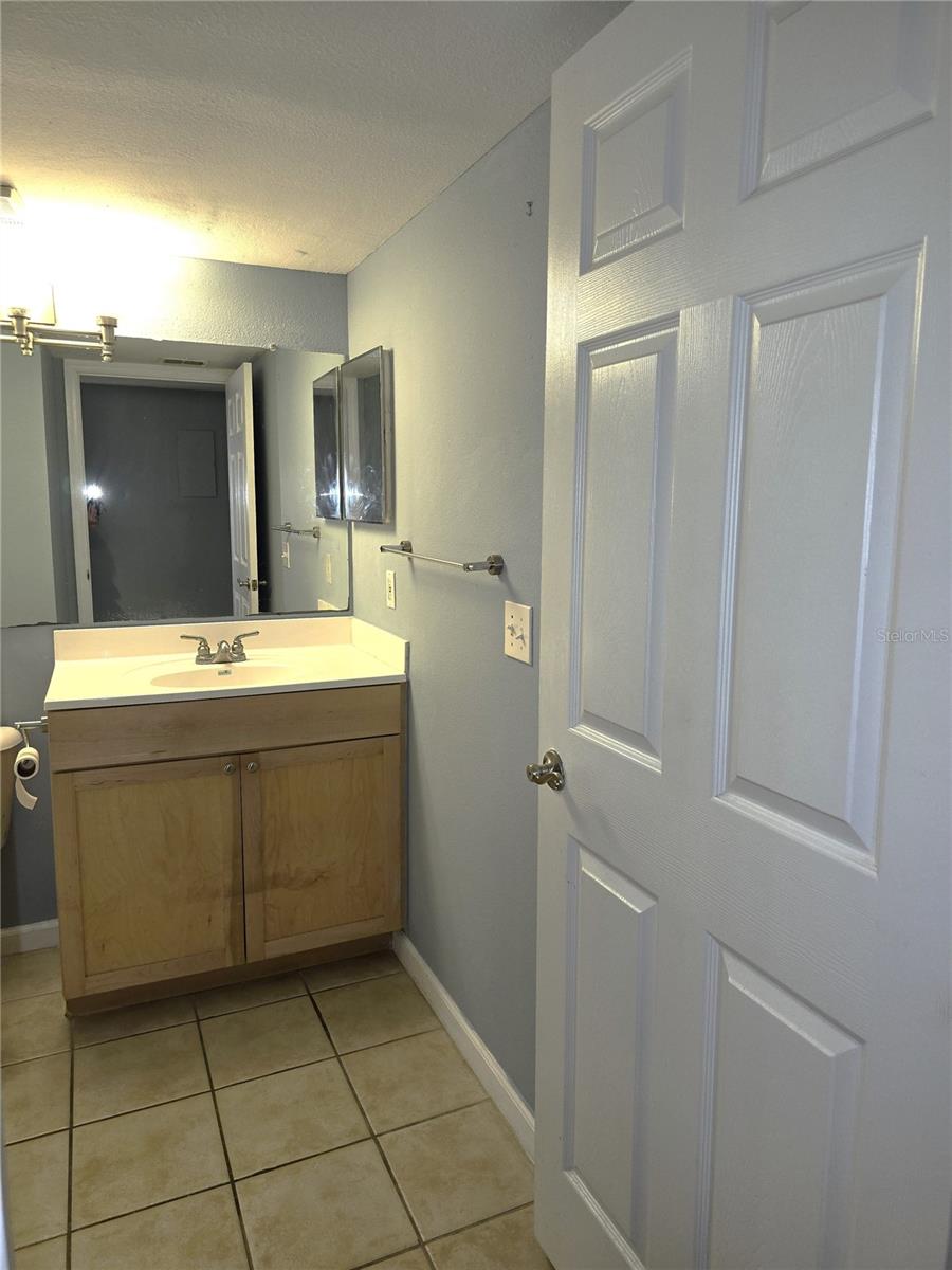 2500 WINDING CREEK BLVD #E205, CLEARWATER, FL, 33761