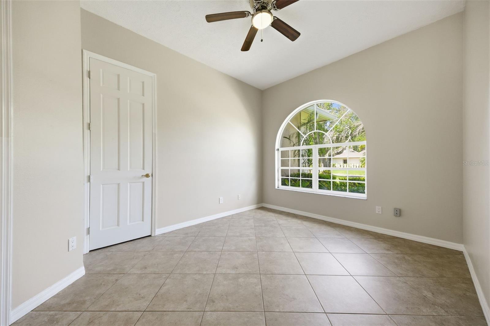 18629 AVENUE CAPRI, LUTZ, FL, 33558