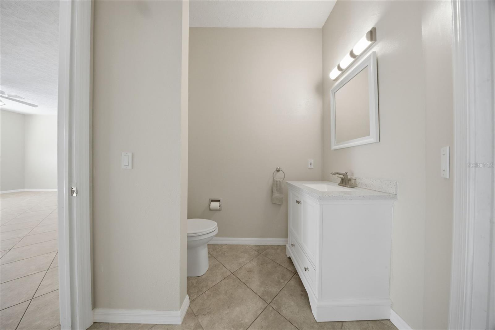 18629 AVENUE CAPRI, LUTZ, FL, 33558