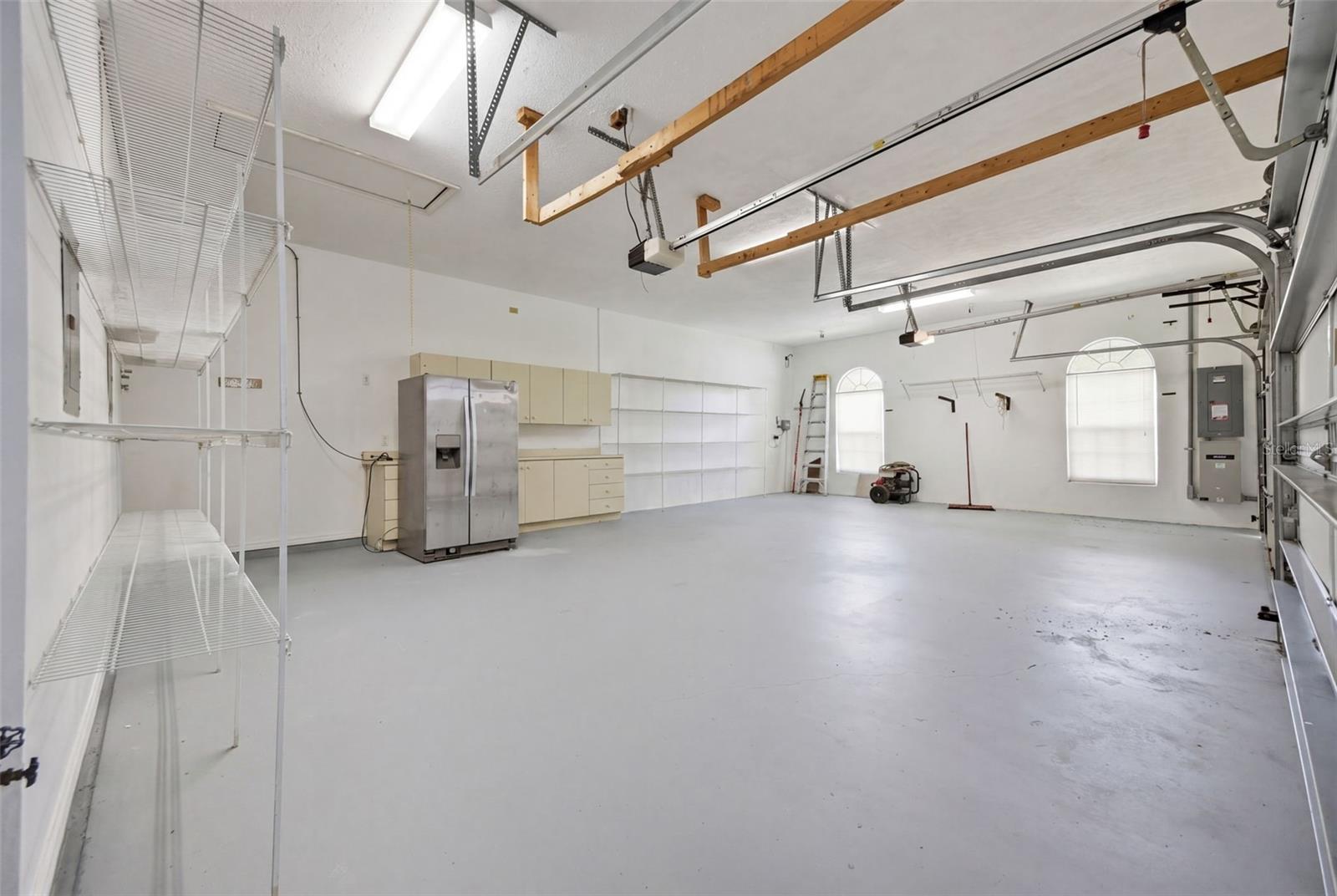 18629 AVENUE CAPRI, LUTZ, FL, 33558