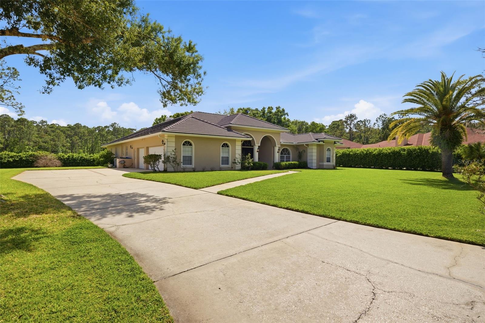 18629 AVENUE CAPRI, LUTZ, FL, 33558