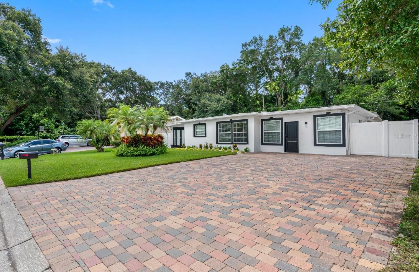 4501 N JAMAICA ST, TAMPA, FL, 33614