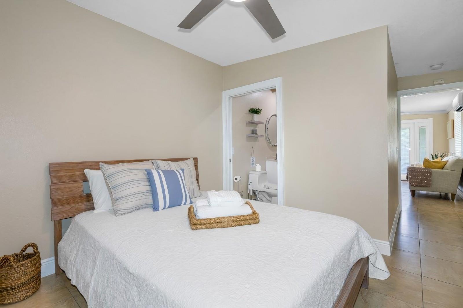 4501 N JAMAICA ST, TAMPA, FL, 33614