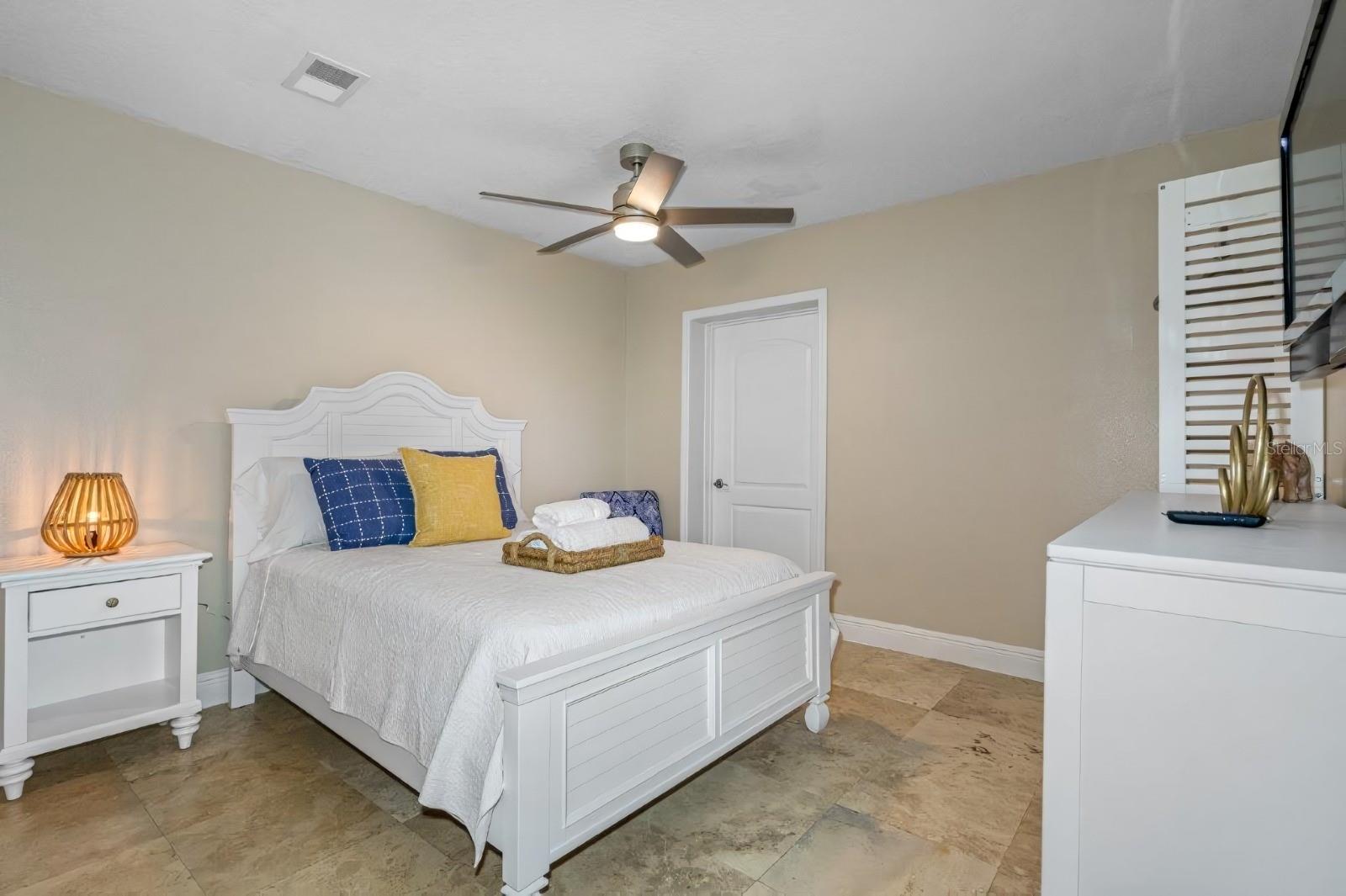 4501 N JAMAICA ST, TAMPA, FL, 33614