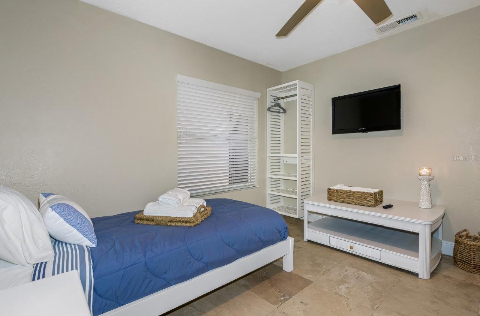 4501 N JAMAICA ST, TAMPA, FL, 33614