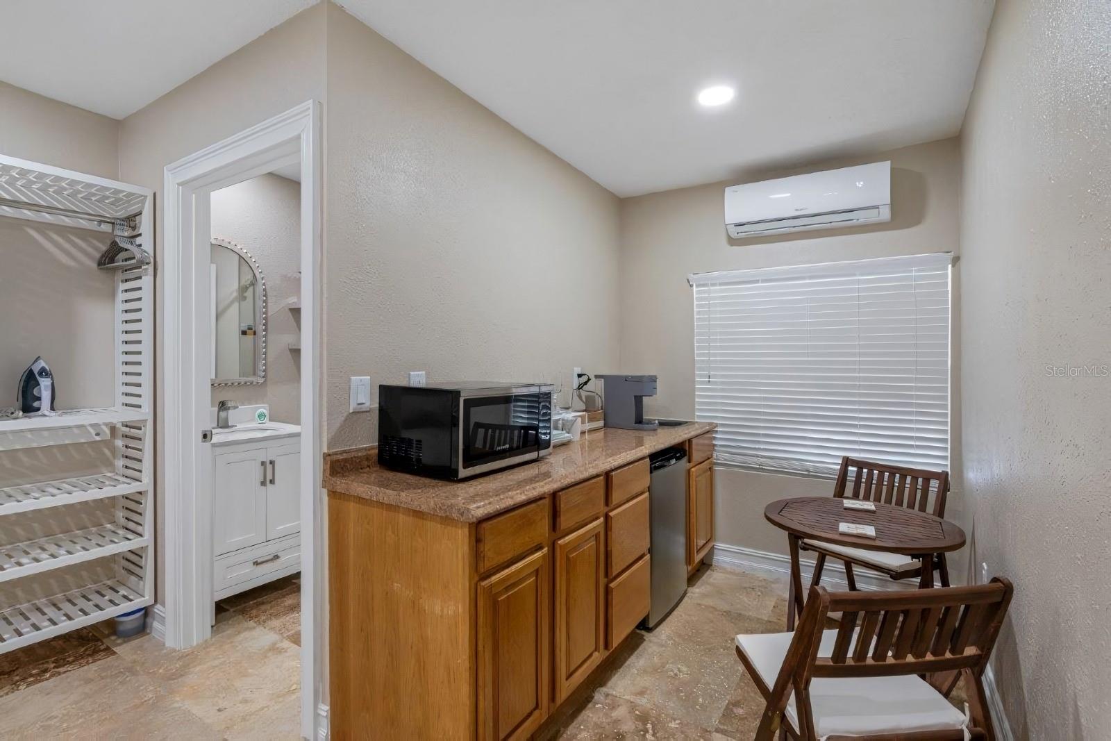 4501 N JAMAICA ST, TAMPA, FL, 33614